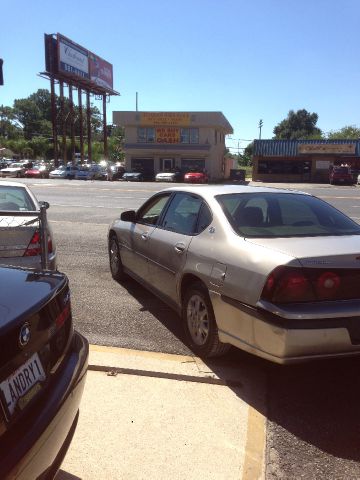 2003 Chevrolet Impala Base