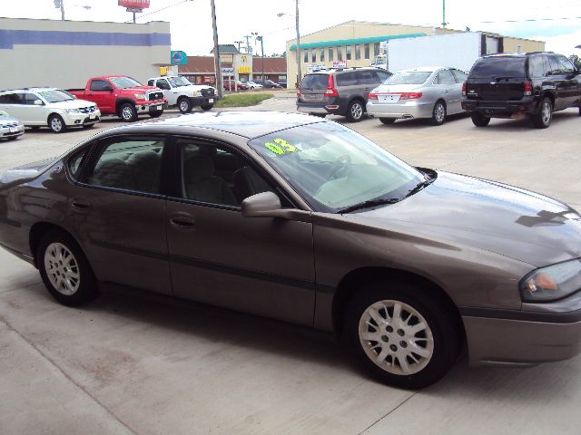 2003 Chevrolet Impala Base