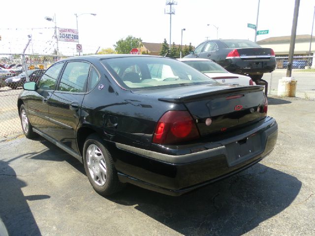 2003 Chevrolet Impala Base