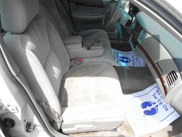 2003 Chevrolet Impala Base