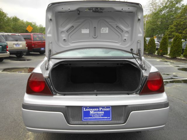 2003 Chevrolet Impala Base