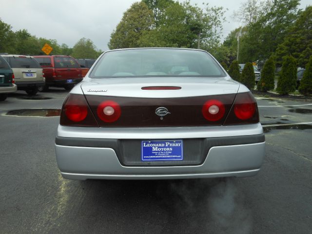 2003 Chevrolet Impala Base