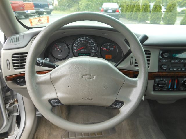 2003 Chevrolet Impala Base