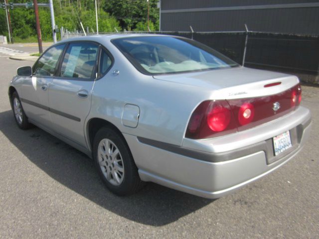 2003 Chevrolet Impala Base