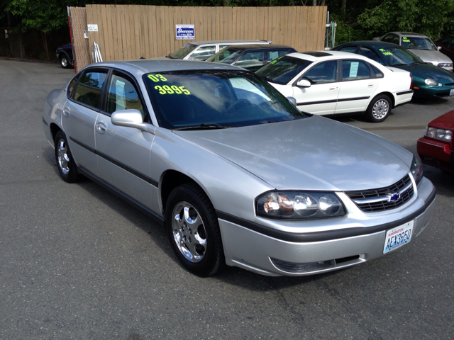 2003 Chevrolet Impala Base