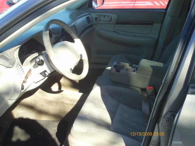 2003 Chevrolet Impala Base