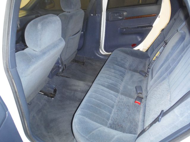 2003 Chevrolet Impala Base