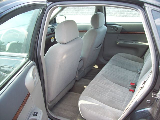 2003 Chevrolet Impala Base