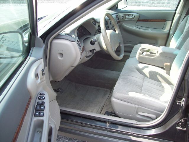 2003 Chevrolet Impala Base