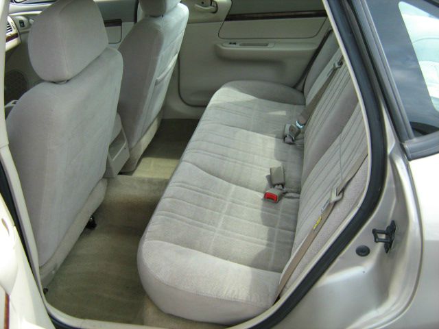 2003 Chevrolet Impala Base