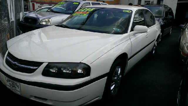 2003 Chevrolet Impala Base