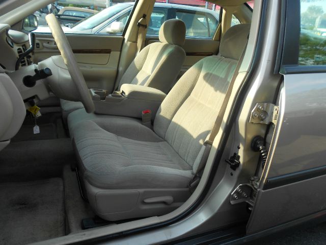 2003 Chevrolet Impala Base