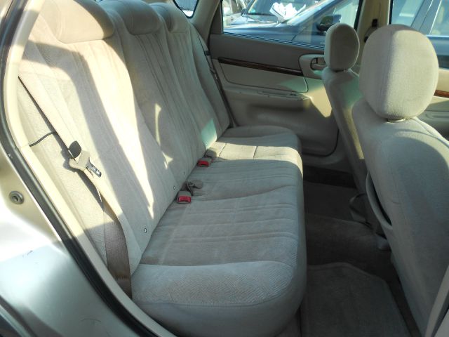 2003 Chevrolet Impala Base