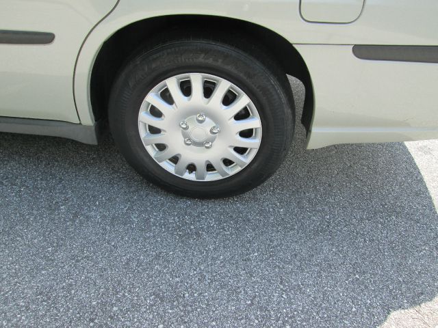 2003 Chevrolet Impala Base