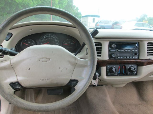 2003 Chevrolet Impala Base