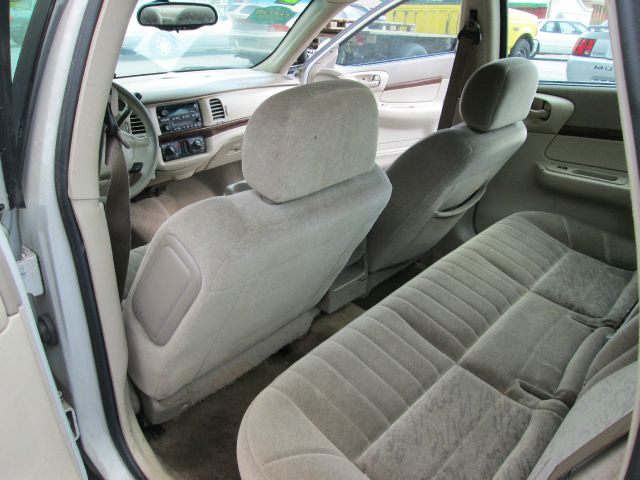 2003 Chevrolet Impala Base