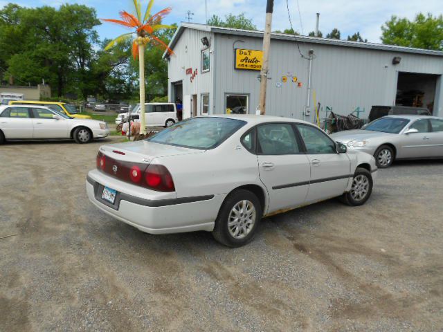 2003 Chevrolet Impala Base