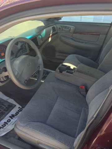 2004 Chevrolet Impala Base