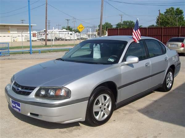 2004 Chevrolet Impala Base