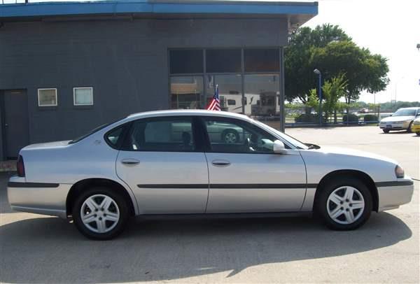 2004 Chevrolet Impala Base