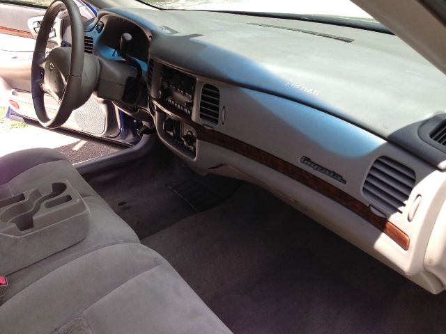 2004 Chevrolet Impala Base