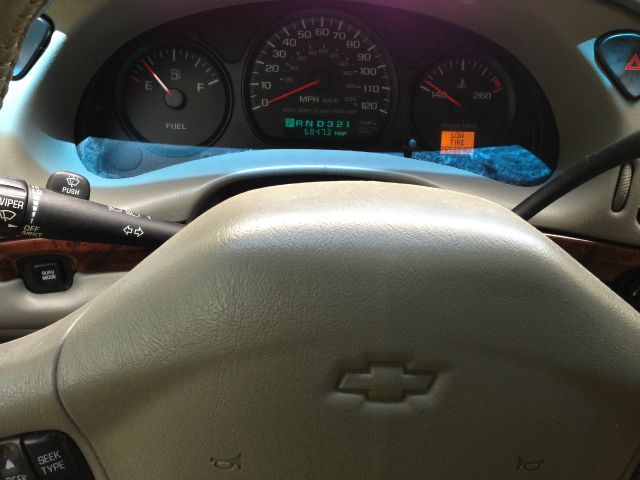 2004 Chevrolet Impala Base