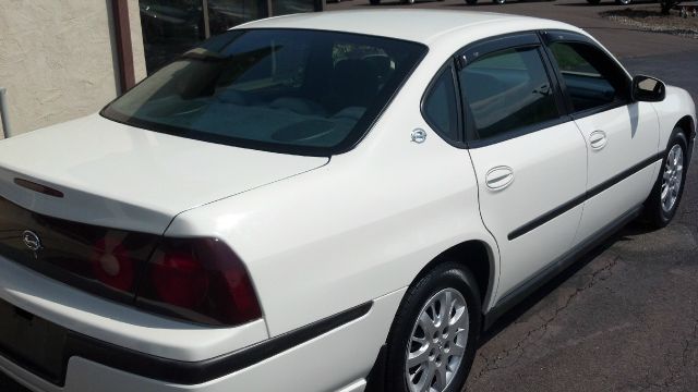 2004 Chevrolet Impala Base