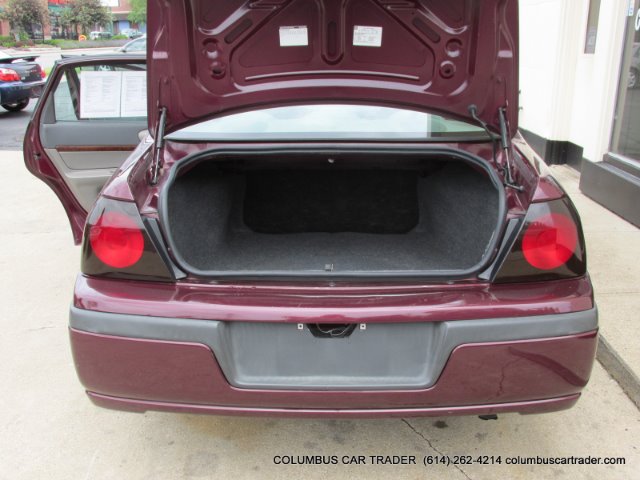 2004 Chevrolet Impala Base