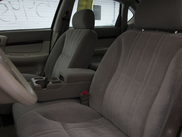 2004 Chevrolet Impala Base