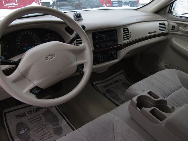 2004 Chevrolet Impala Base