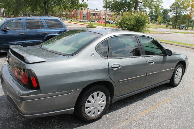 2004 Chevrolet Impala Base