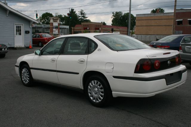 2004 Chevrolet Impala Base