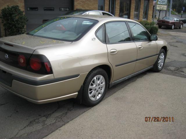 2004 Chevrolet Impala Base