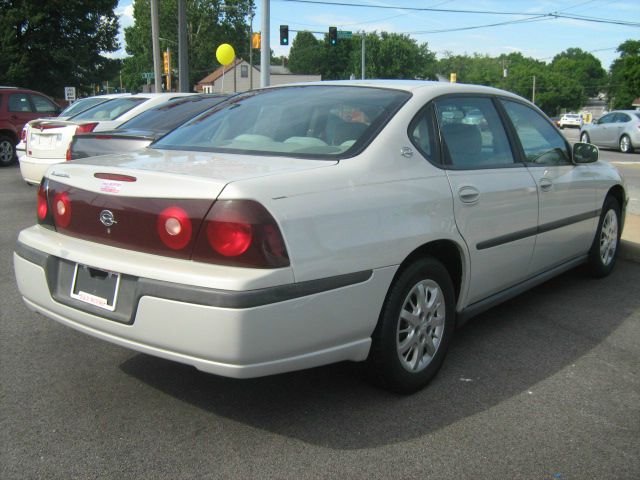 2004 Chevrolet Impala Base