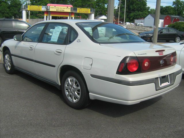 2004 Chevrolet Impala Base