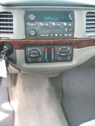 2004 Chevrolet Impala Base