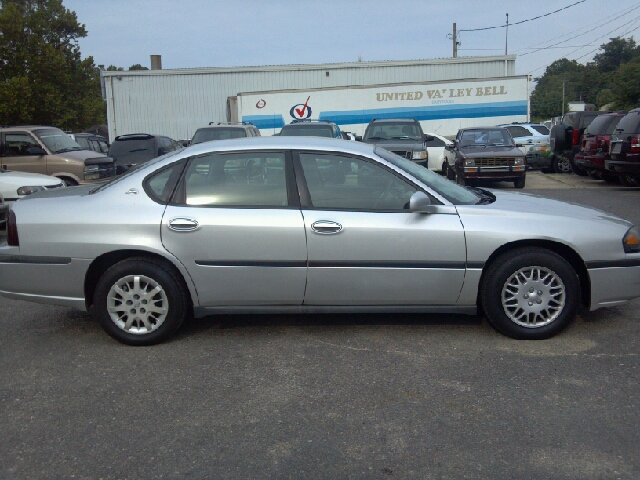 2004 Chevrolet Impala Base