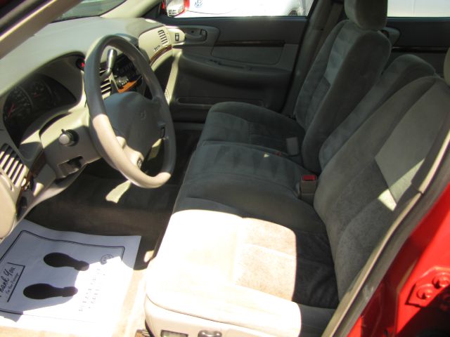 2004 Chevrolet Impala Base