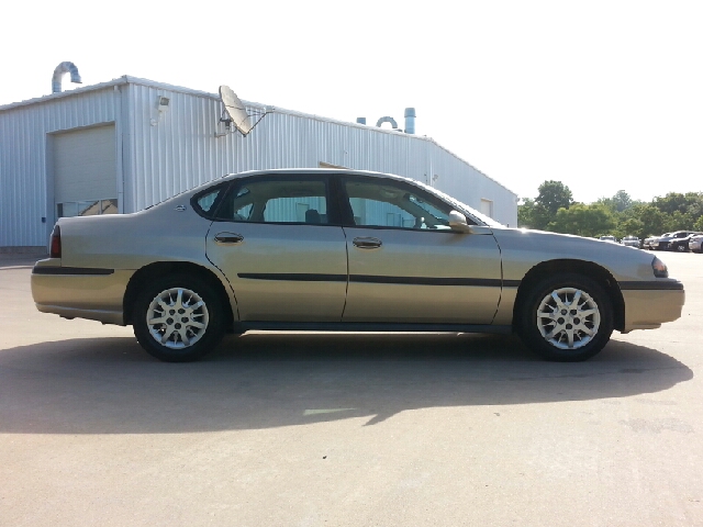 2004 Chevrolet Impala Base