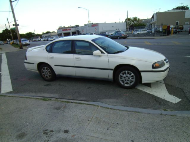 2004 Chevrolet Impala Base