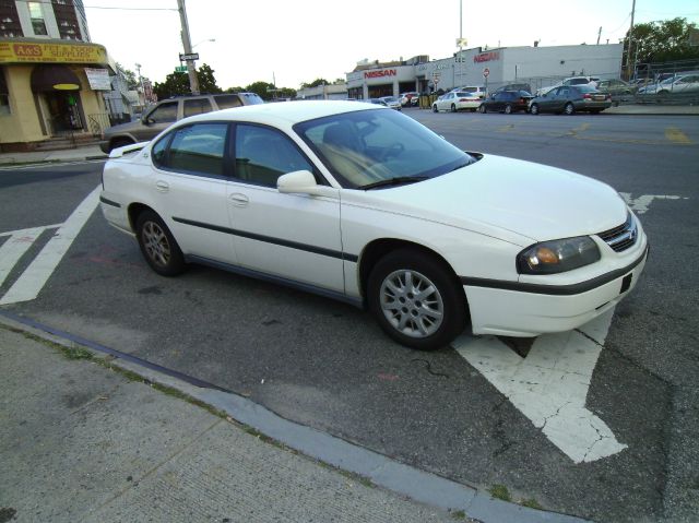 2004 Chevrolet Impala Base