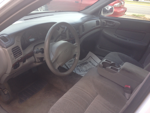 2004 Chevrolet Impala Base