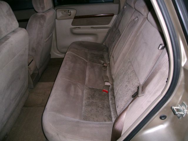 2004 Chevrolet Impala Base