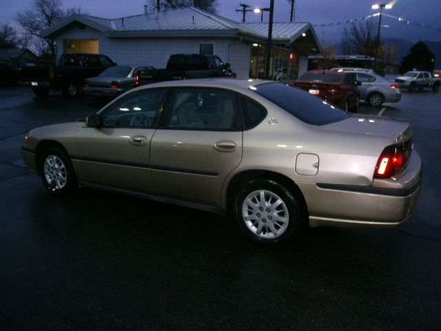 2004 Chevrolet Impala Base