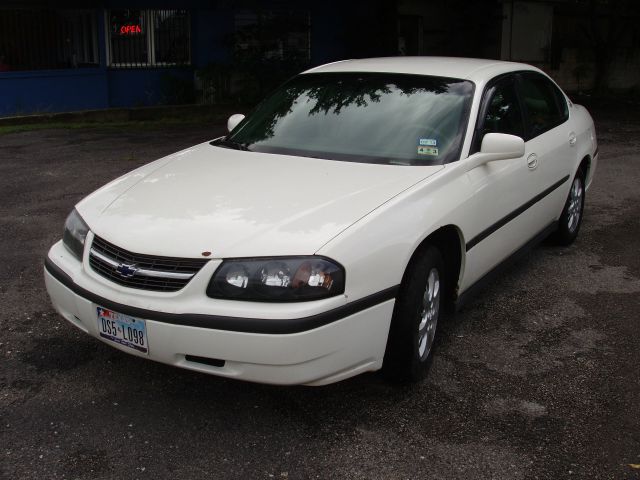 2004 Chevrolet Impala Base