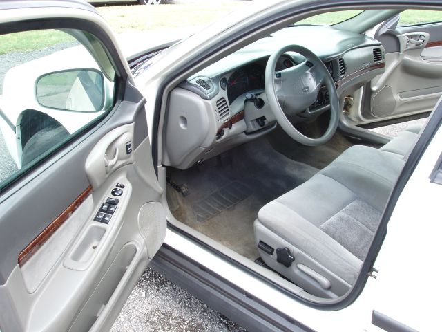 2004 Chevrolet Impala Base