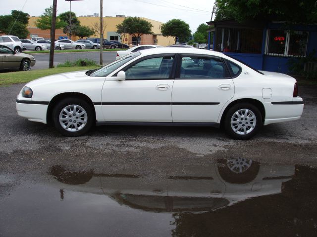 2004 Chevrolet Impala Base