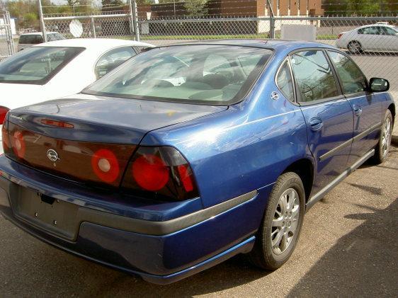 2005 Chevrolet Impala Base