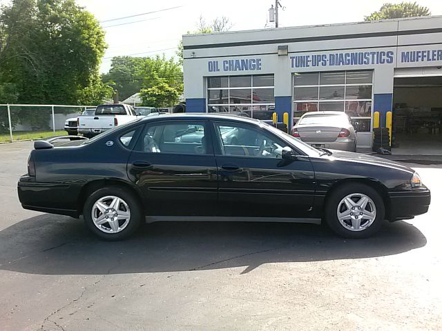 2005 Chevrolet Impala Base