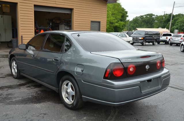 2005 Chevrolet Impala Base